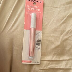 New MCoBeauty Shimmer Lip Plump